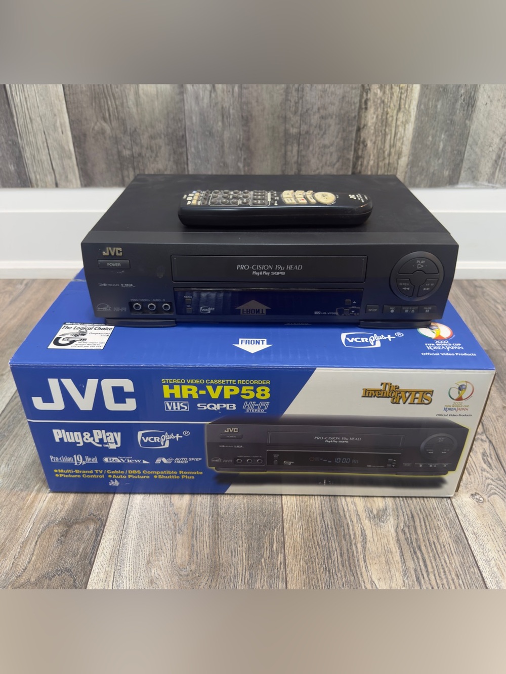 JVC HR-VP58U Pro-CISION VHS VCR Player Recorder 19u Head w/ Box and Remote Works